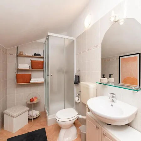Roda Apartman